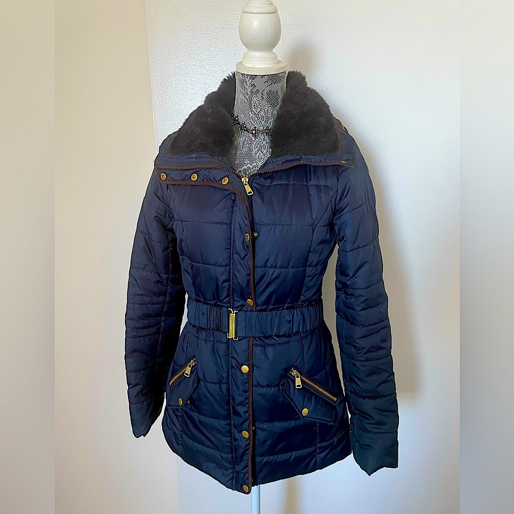 Navy puffer jacket with furry collar